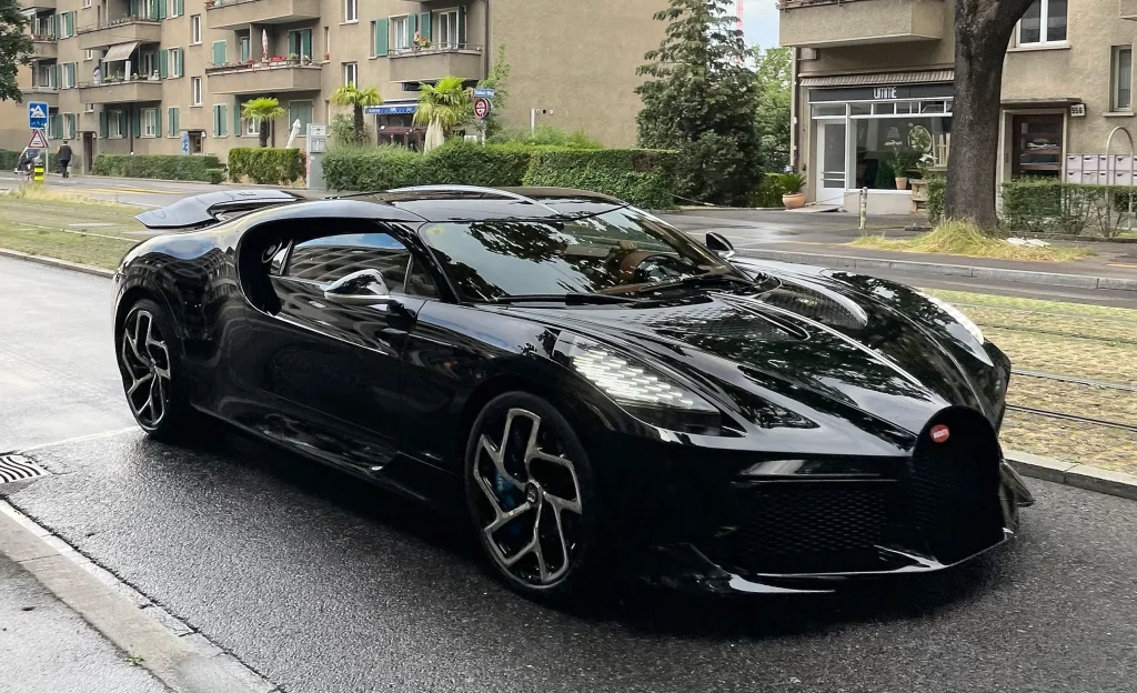 Bugatti La Voiture Noire Price' Specs & Review